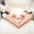 mariage mains coeur